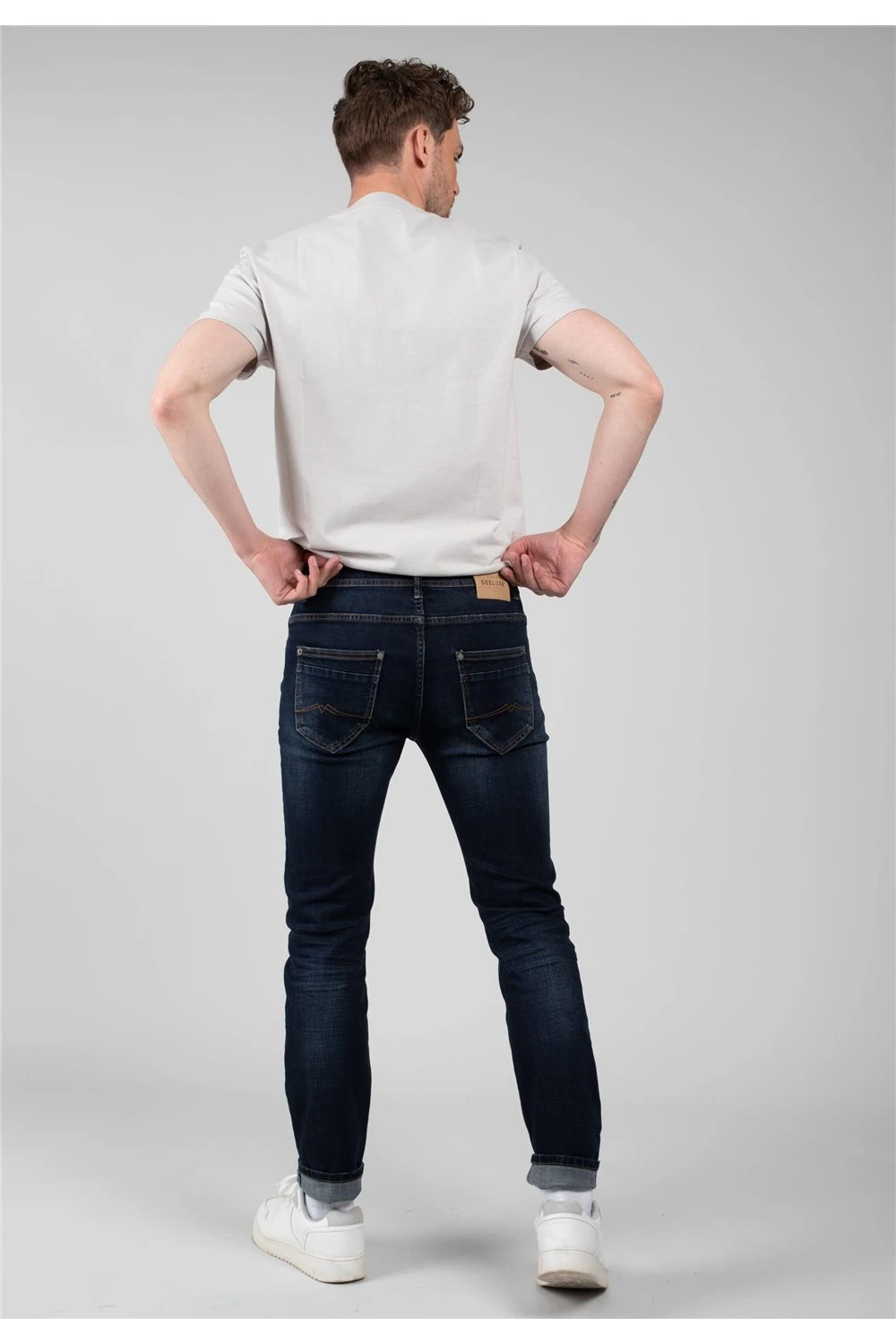 Jeans Slim Effet Usé Pour Homme - CARLOS JJ8036M - DEELUXEJEANS CARLOS 5 Jeans Slim Effet Usé Pour Homme - CARLOS JJ8036M - DEELUXEJEANS CARLOS – Image 4