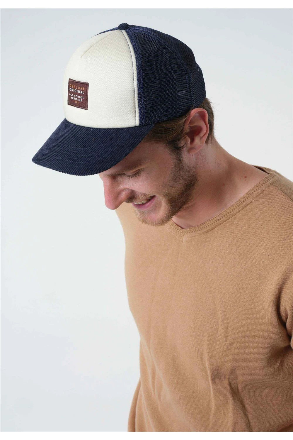 Accessoires Casquette CLEBERT - DeeluxeCasquette CLEBERT 4 Accessoires Casquette CLEBERT - DeeluxeCasquette CLEBERT – Image 2