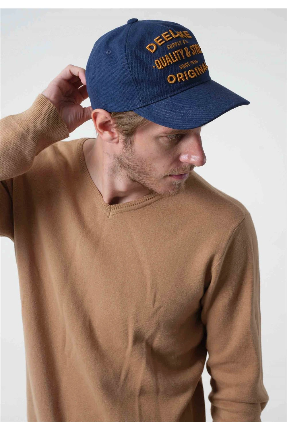 Accessoires Casquette CLIFTON - DeeluxeCasquette CLIFTON 3 Accessoires Casquette CLIFTON - DeeluxeCasquette CLIFTON