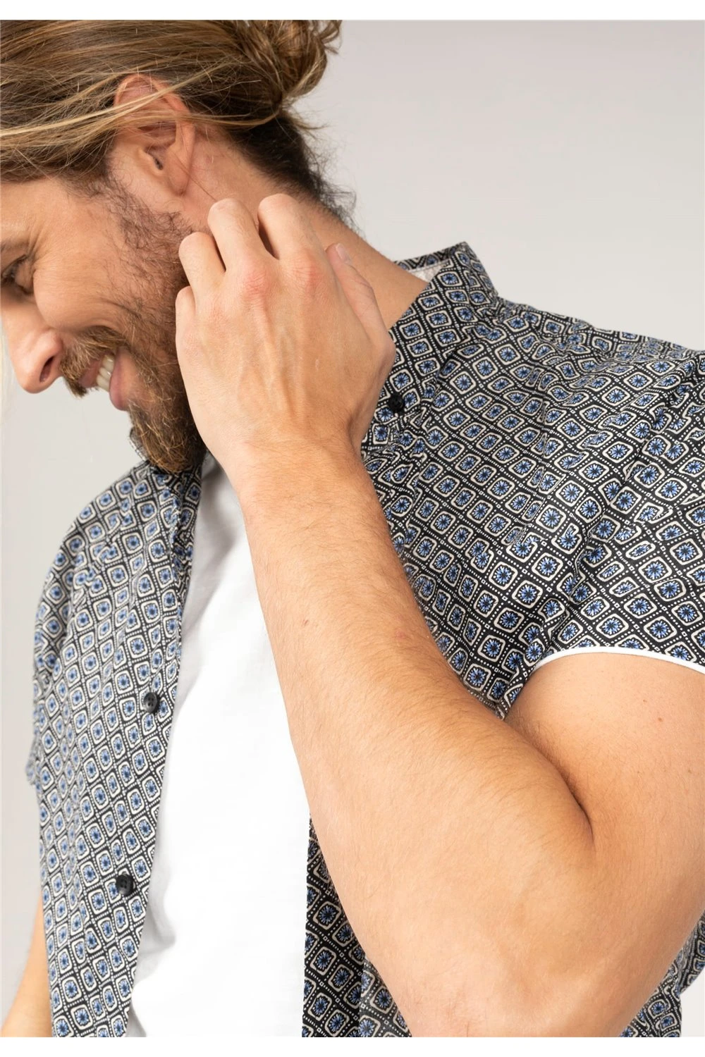 Chemises Chemise CARILLO - DeeluxeChemise CARILLO 8 Chemises Chemise CARILLO - DeeluxeChemise CARILLO – Image 6