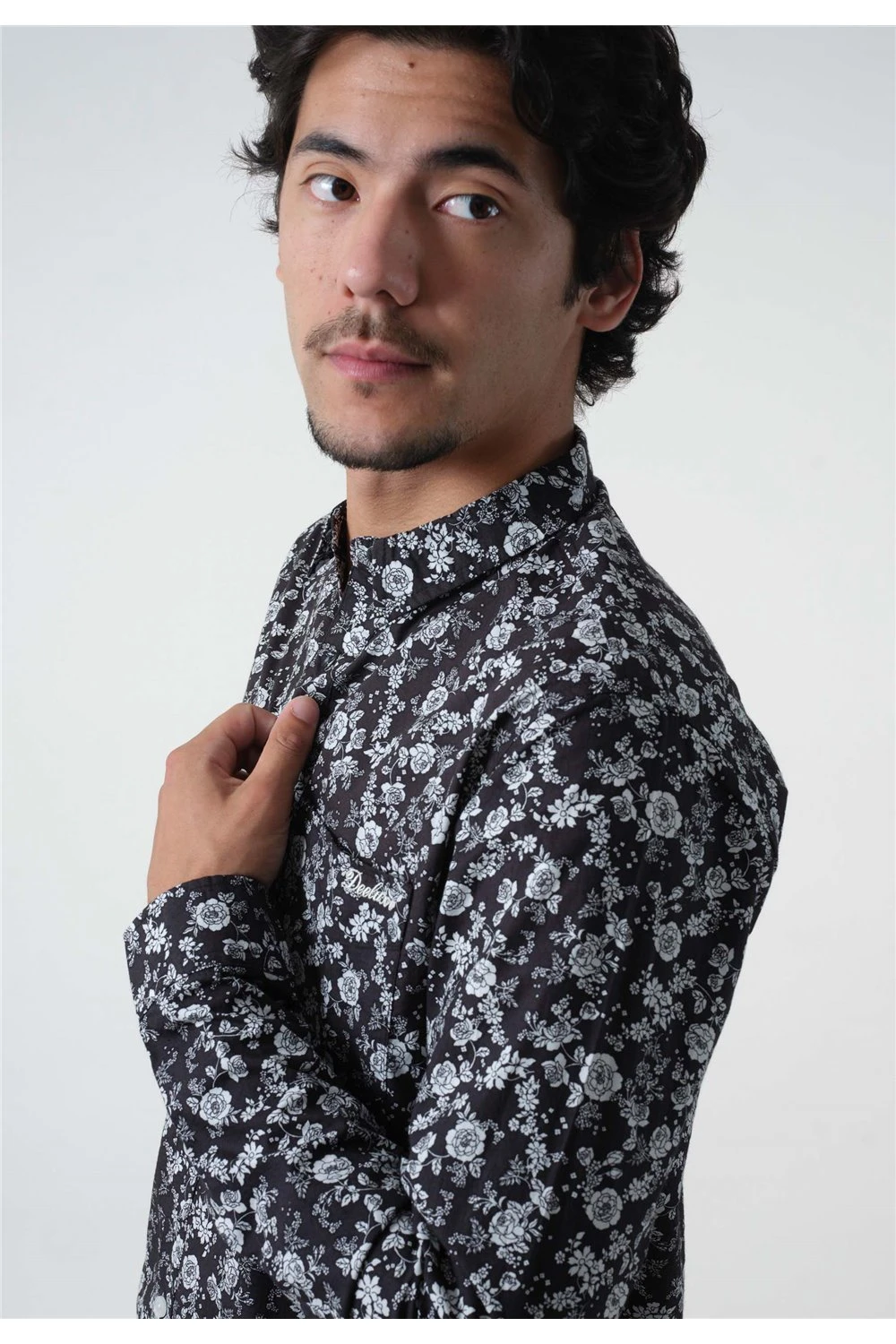 Chemises Chemise Imprimée à Motif Fleuri Et Manches LonguesChemise OVERHEAD 8 Chemises Chemise Imprimée à Motif Fleuri Et Manches LonguesChemise OVERHEAD – Image 6