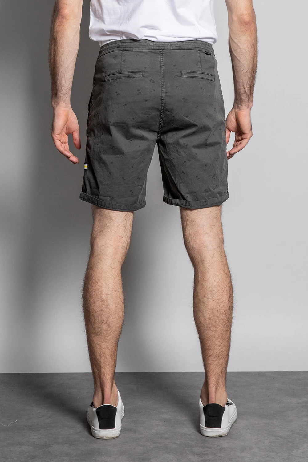 Shorts & Bermudas Short à Imprimé Palmiers Pour Homme - CLOUD S20713 - DEELUXESHORT CLOUD 6 Shorts & Bermudas Short à Imprimé Palmiers Pour Homme - CLOUD S20713 - DEELUXESHORT CLOUD – Image 4