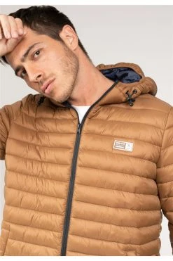 Vestes & Blousons Doudoune Matelassée à Capuche Pour Homme - MITCHUM 01V601M - DEELUXEDoudoune MITCHUM 13 Vestes & Blousons Doudoune Matelassée à Capuche Pour Homme - MITCHUM 01V601M - DEELUXEDoudoune MITCHUM -Vêtements Homme Soldes Magasin doudoune mitchum 5