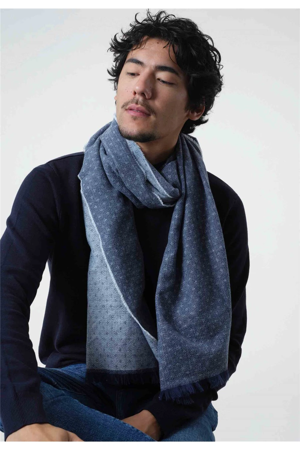 Accessoires Echarpe REGAN - DeeluxeEcharpe REGAN 4 Accessoires Echarpe REGAN - DeeluxeEcharpe REGAN – Image 2