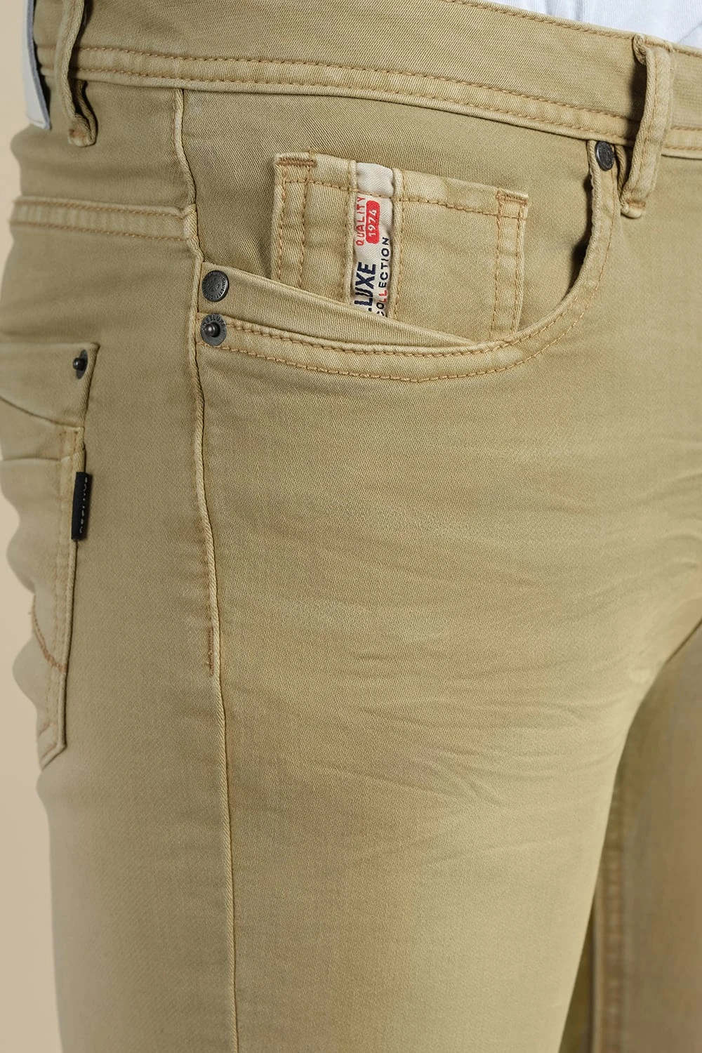 Jogg Jeans Slim Avec Délavage Pour Homme - BARITON S21JG8101M - DEELUXEJeans BARITON 7 Jogg Jeans Slim Avec Délavage Pour Homme - BARITON S21JG8101M - DEELUXEJeans BARITON – Image 5