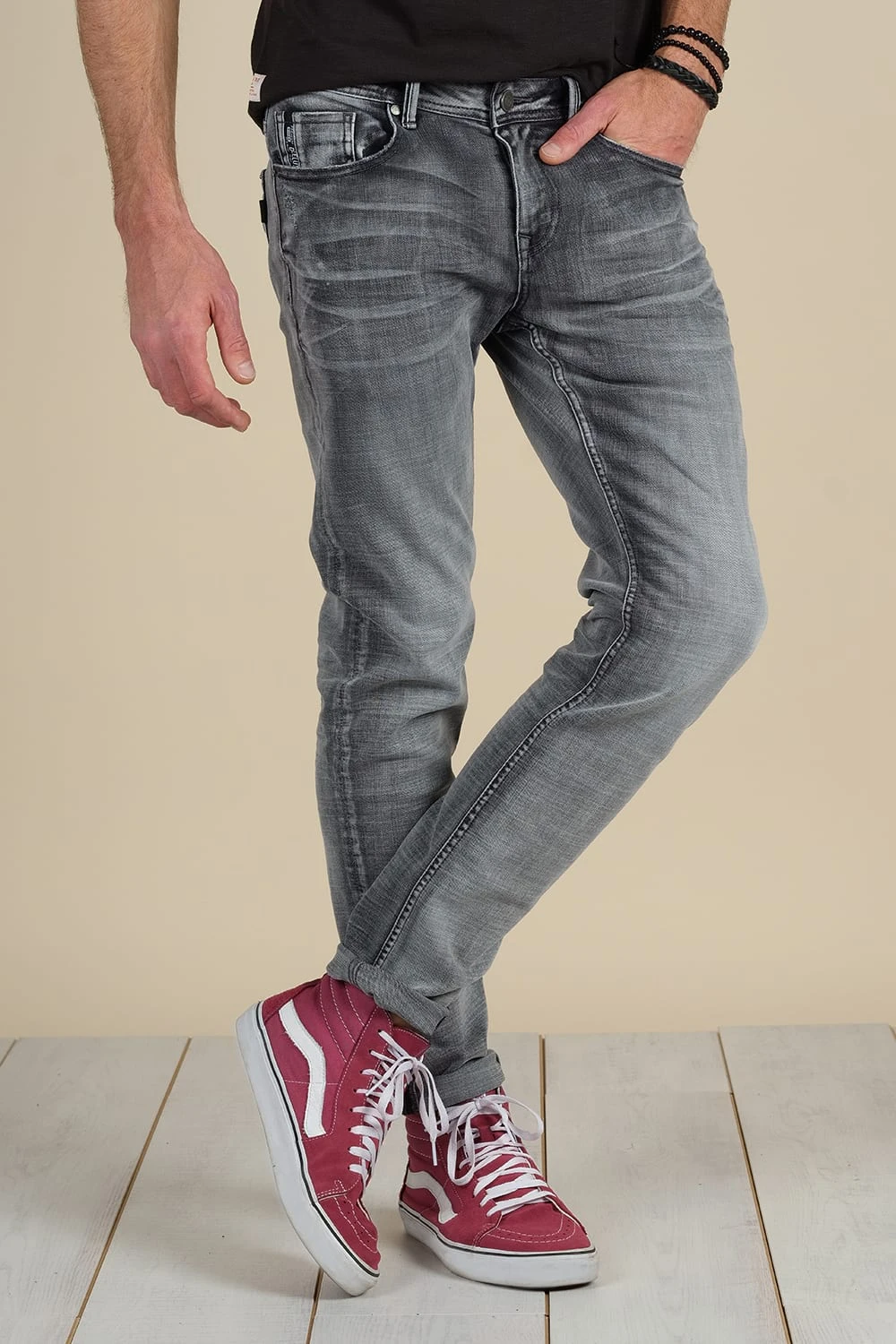 Jean Slim Délavé Pour Homme - CARLOS JJ8052M - DEELUXEJeans CARLOS 3 Jean Slim Délavé Pour Homme - CARLOS JJ8052M - DEELUXEJeans CARLOS