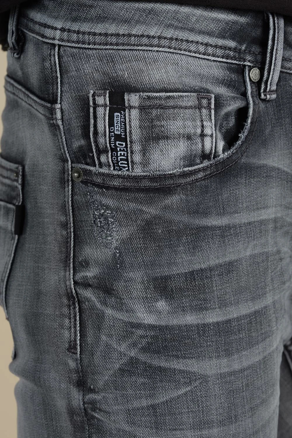 Jean Slim Délavé Pour Homme - CARLOS JJ8052M - DEELUXEJeans CARLOS 7 Jean Slim Délavé Pour Homme - CARLOS JJ8052M - DEELUXEJeans CARLOS – Image 5