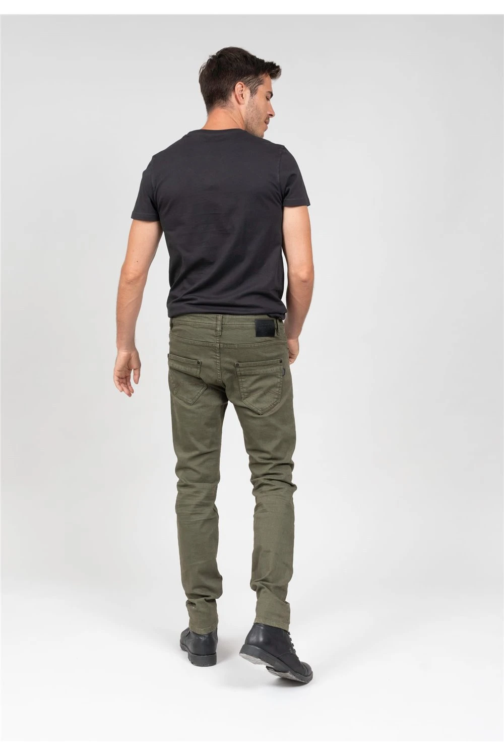 Jeans Slim Kaki Pour Homme - CARLOS JJ8069M - DEELUXEJeans CARLOS 7 Jeans Slim Kaki Pour Homme - CARLOS JJ8069M - DEELUXEJeans CARLOS – Image 5