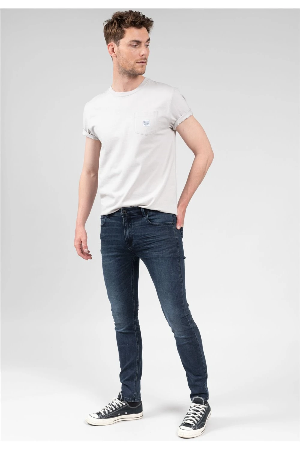Jeans Skinny Bleu Foncé Délavé Pour Homme - SKENDER JJ8077M - DEELUXEJeans SKENDER 3 Jeans Skinny Bleu Foncé Délavé Pour Homme - SKENDER JJ8077M - DEELUXEJeans SKENDER
