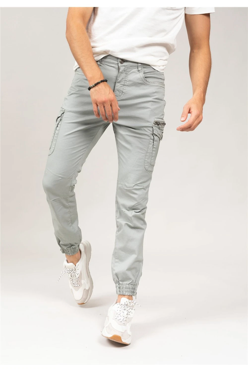 Pantalons Pantalon BARKLEY - DeeluxePantalon BARKLEY 4 Pantalons Pantalon BARKLEY - DeeluxePantalon BARKLEY – Image 2