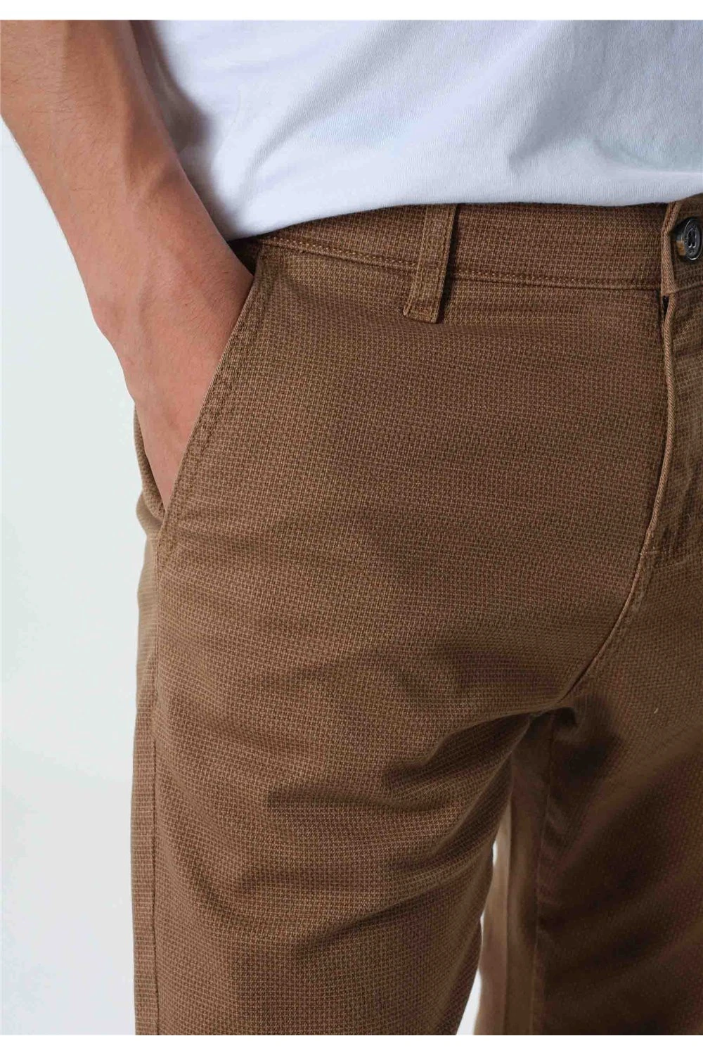 Pantalons Pantalon BURT - DeeluxePantalon BURT 4 Pantalons Pantalon BURT - DeeluxePantalon BURT – Image 2