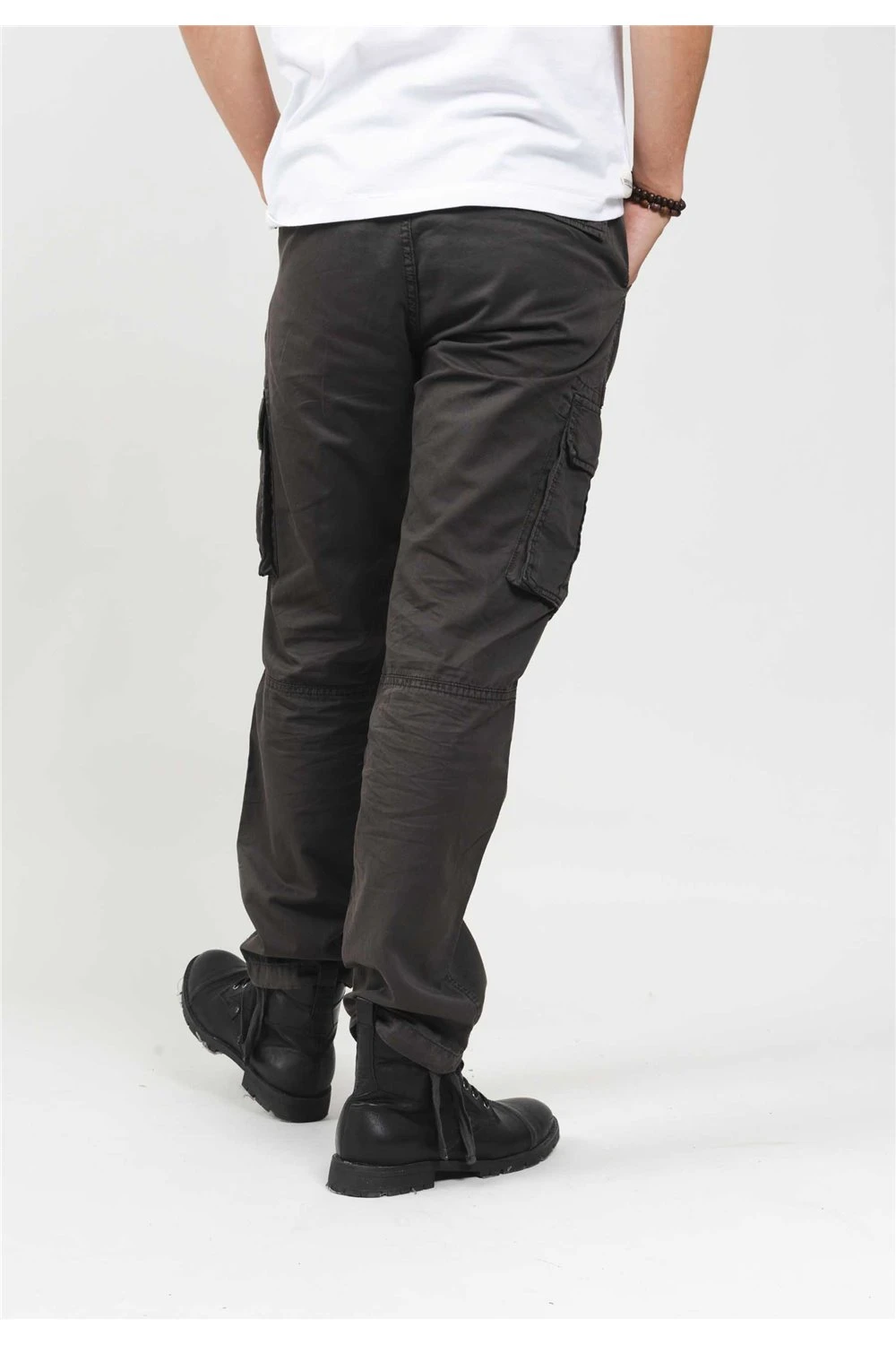 Pantalons Pantalon Cargo Loose FitPantalon CORST 6 Pantalons Pantalon Cargo Loose FitPantalon CORST – Image 4