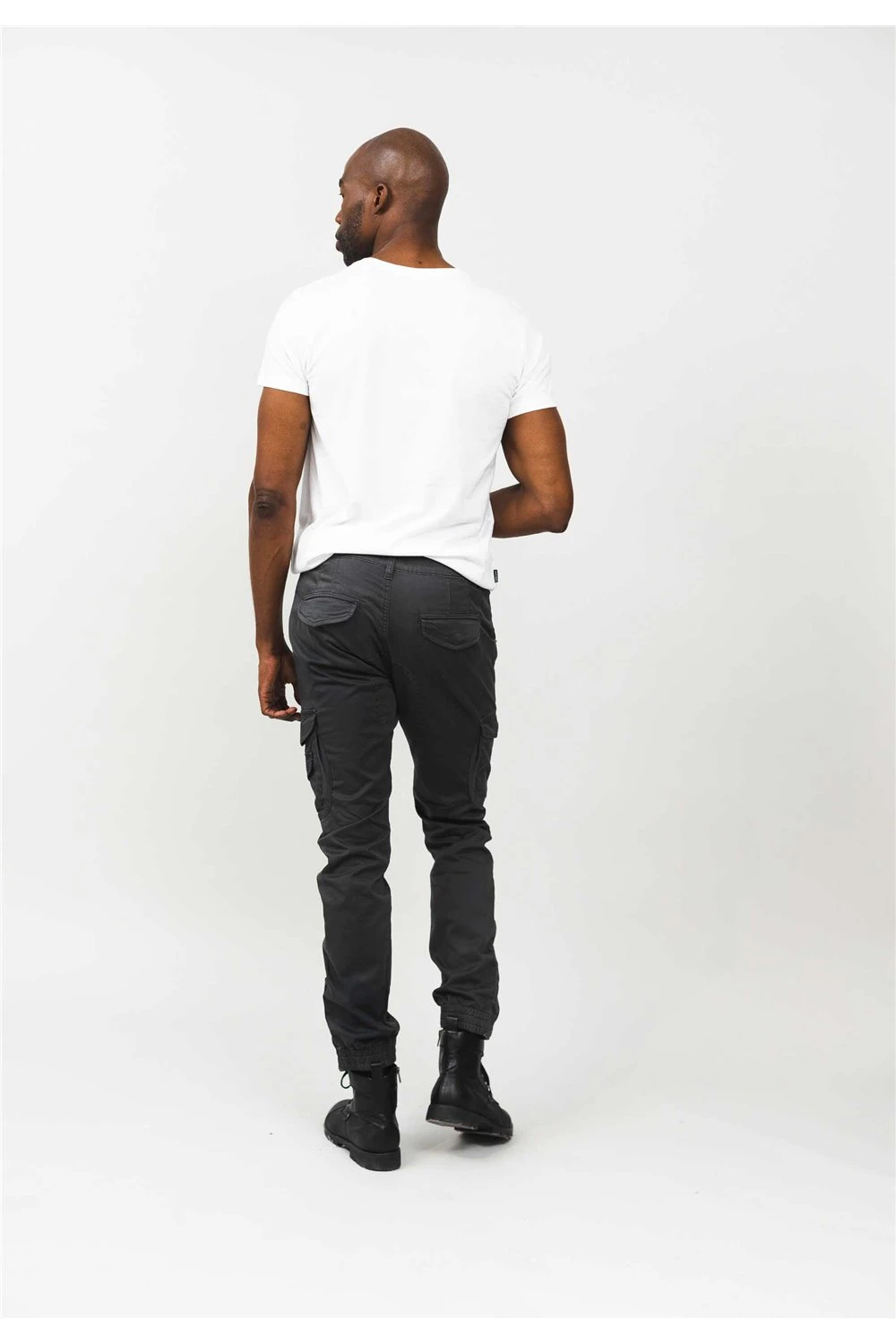 Pantalons Pantalon Cargo à Poches Pantalon GARDEN 5 Pantalons Pantalon Cargo à Poches Pantalon GARDEN – Image 3