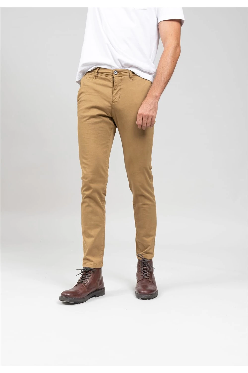 Pantalons Pantalon Chino En Coton Pour Homme - MANIA 01V7002M - DEELUXEPantalon MANIA 5 Pantalons Pantalon Chino En Coton Pour Homme - MANIA 01V7002M - DEELUXEPantalon MANIA – Image 3