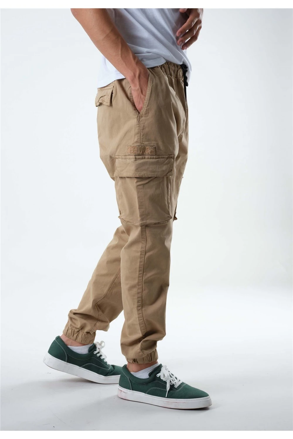 Pantalons Pantalon NOAH - DeeluxePantalon NOAH 6 Pantalons Pantalon NOAH - DeeluxePantalon NOAH – Image 4