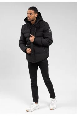 Vestes & Blousons Doudoune Unie à Col Haut Et Capuche Pour Homme - CHIRO 01V661M - DEELUXEParka CHIRO 10 Vestes & Blousons Doudoune Unie à Col Haut Et Capuche Pour Homme - CHIRO 01V661M - DEELUXEParka CHIRO -Vêtements Homme Soldes Magasin parka chiro 2