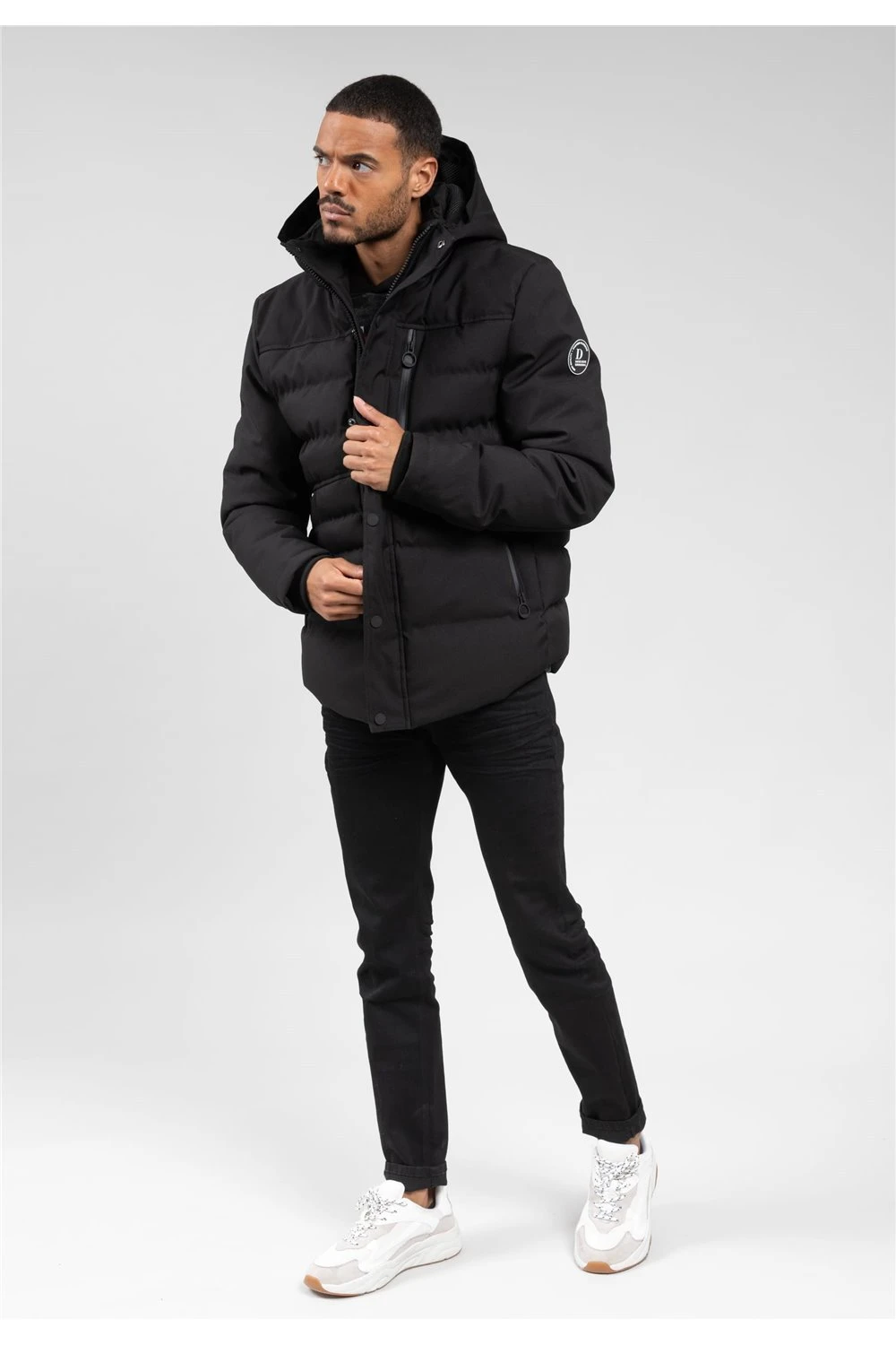 Vestes & Blousons Doudoune Unie à Col Haut Et Capuche Pour Homme - CHIRO 01V661M - DEELUXEParka CHIRO 5 Vestes & Blousons Doudoune Unie à Col Haut Et Capuche Pour Homme - CHIRO 01V661M - DEELUXEParka CHIRO – Image 3