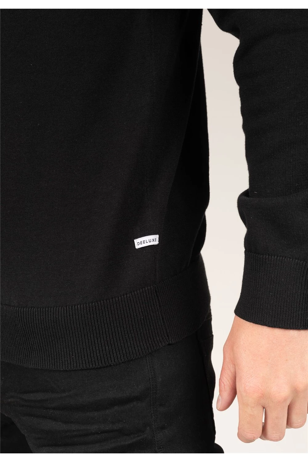 Pulls Pull Col Rond En Coton Bio Pour Homme - ESSY 01V310M - DEELUXEPull ESSY 8 Pulls Pull Col Rond En Coton Bio Pour Homme - ESSY 01V310M - DEELUXEPull ESSY – Image 6