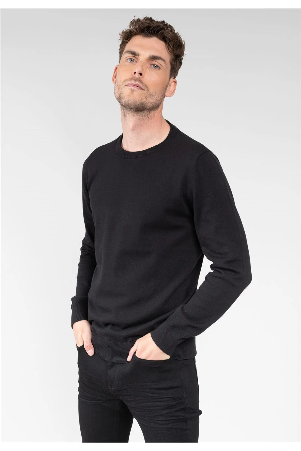 Pulls Pull Col Rond En Coton Bio Pour Homme - ESSY 01V310M - DEELUXEPull ESSY 3 Pulls Pull Col Rond En Coton Bio Pour Homme - ESSY 01V310M - DEELUXEPull ESSY