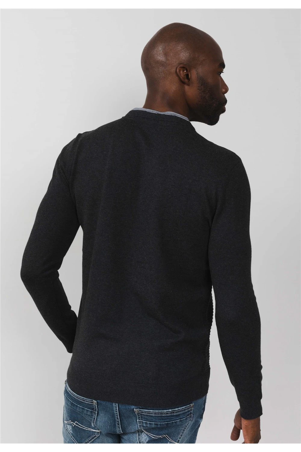 Pulls Pull Col V BoutonnéPull JOYASON 5 Pulls Pull Col V BoutonnéPull JOYASON – Image 3