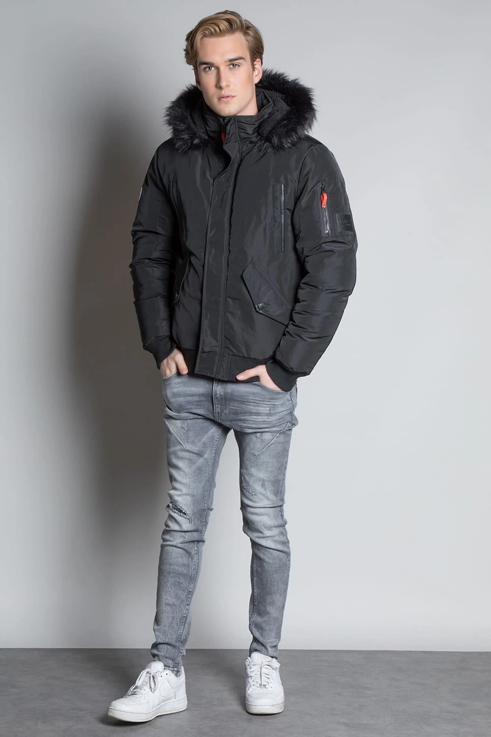 Vestes & Blousons Parka Courte à Capuche Et Fourrure Pour Homme - SHARK W20650M - DEELUXEPARKA SHARK 3 Vestes & Blousons Parka Courte à Capuche Et Fourrure Pour Homme - SHARK W20650M - DEELUXEPARKA SHARK