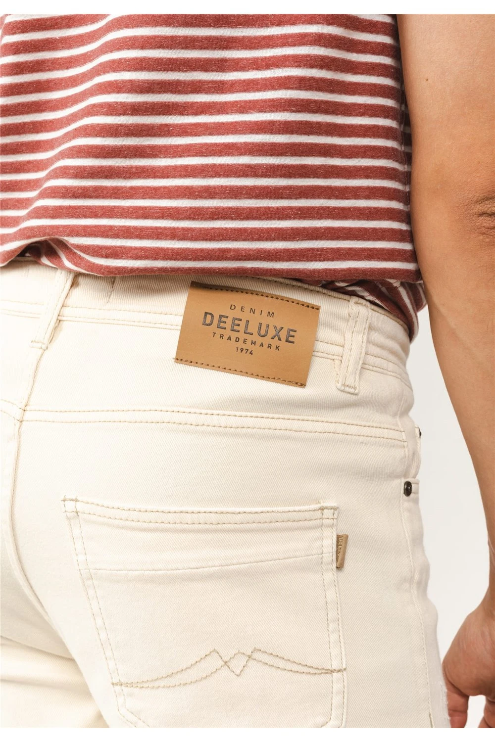 Shorts & Bermudas Short JOHN - DeeluxeShort JOHN 5 Shorts & Bermudas Short JOHN - DeeluxeShort JOHN – Image 3