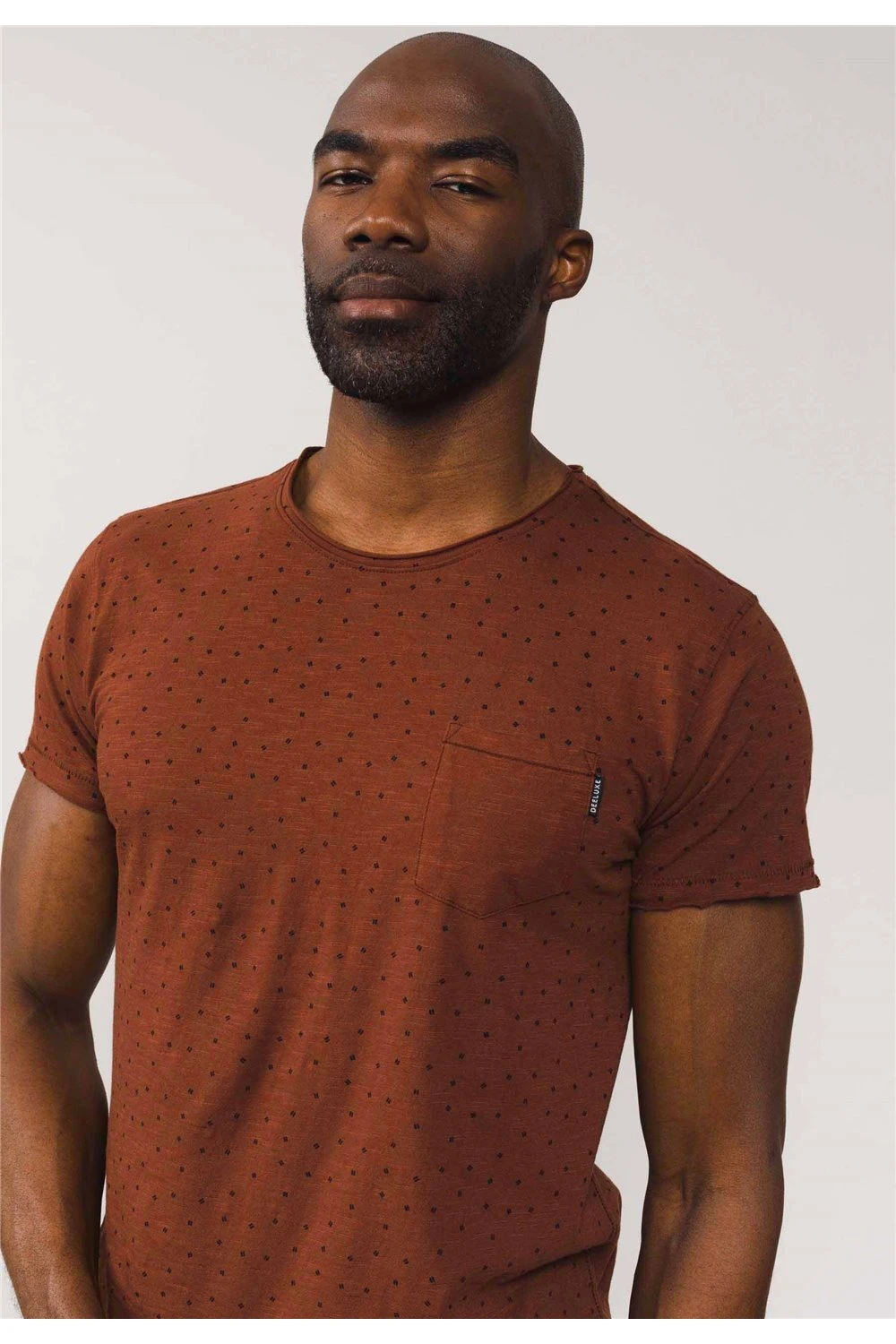 T-shirts Tee-shirt à Motifs Col Rond Avec Poche PoitrineT-Shirt BERRY 5 T-shirts Tee-shirt à Motifs Col Rond Avec Poche PoitrineT-Shirt BERRY – Image 3