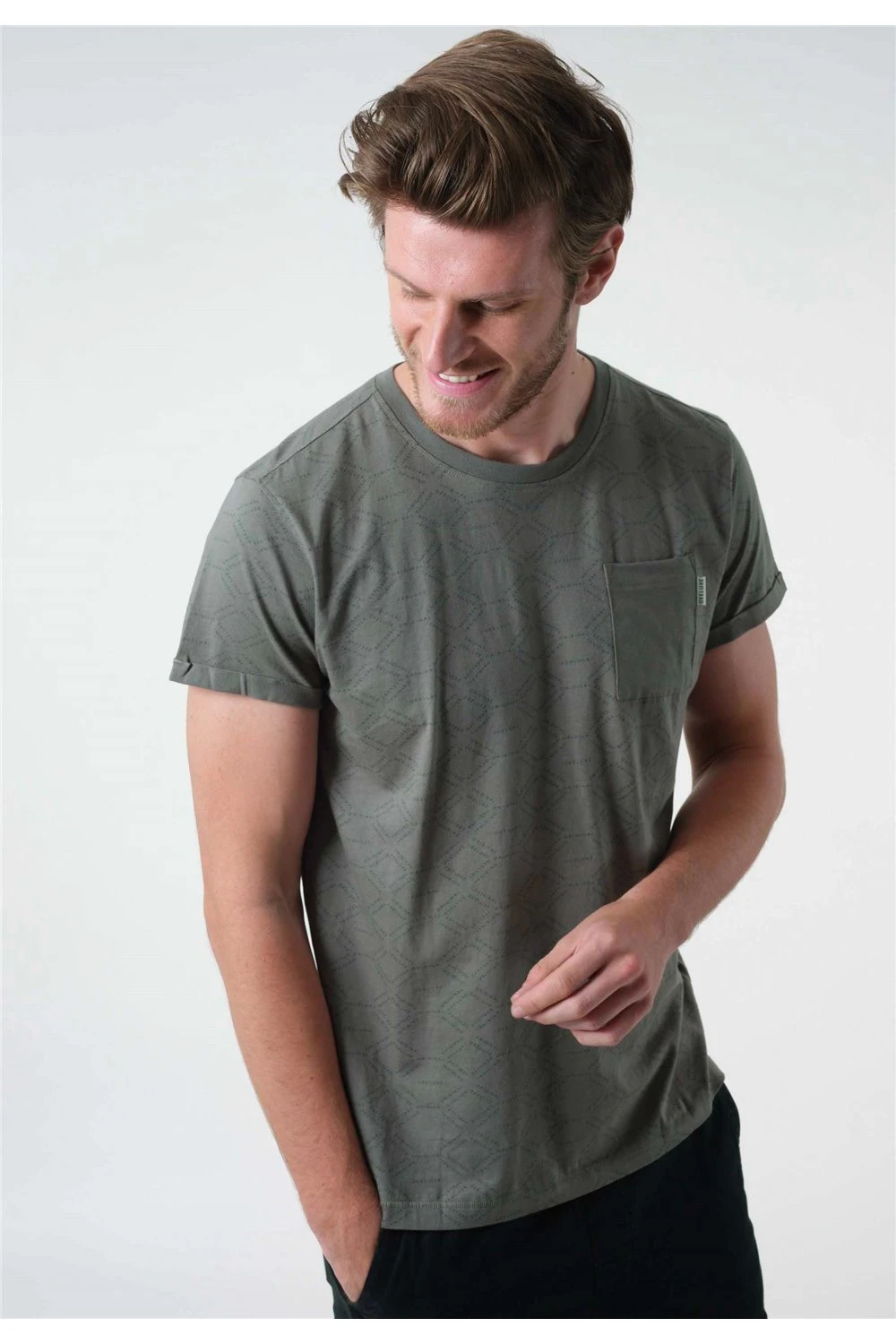 T-shirts Tee-shirt à Motifs Col Rond Manches CourtesT-Shirt BLOW 3 T-shirts Tee-shirt à Motifs Col Rond Manches CourtesT-Shirt BLOW