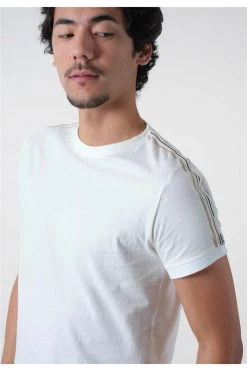 T-shirts T-shirt Manches CourtesT-Shirt COLTON -Vêtements Homme Soldes Magasin t shirt colton 11