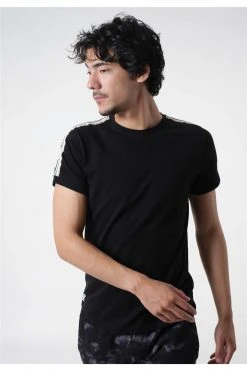 T-shirts T-shirt Manches CourtesT-Shirt COLTON -Vêtements Homme Soldes Magasin t shirt colton 8