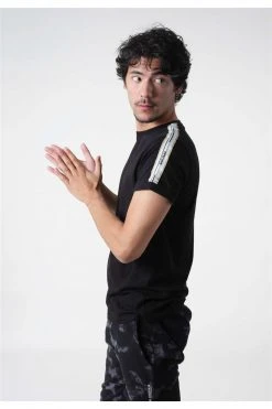 T-shirts T-shirt Manches CourtesT-Shirt COLTON -Vêtements Homme Soldes Magasin t shirt colton 9