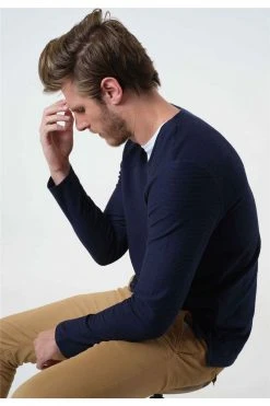 T-shirts Tee-shirt Col V Boutons Manches LonguesT-Shirt DERREN -Vêtements Homme Soldes Magasin t shirt derren 7