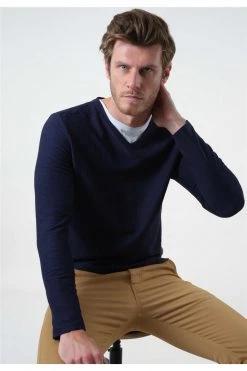 T-shirts Tee-shirt Col V Boutons Manches LonguesT-Shirt DERREN -Vêtements Homme Soldes Magasin t shirt derren 8