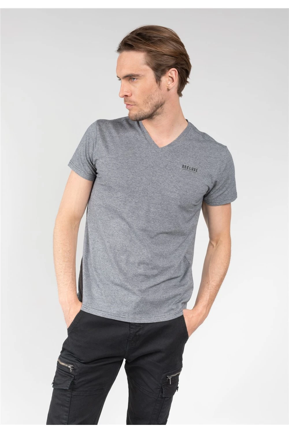 T-shirts T-shirt Col V En Coton Bio Pour Homme - JULIUS 01V104M - DEELUXET-Shirt JULIUS 8 T-shirts T-shirt Col V En Coton Bio Pour Homme - JULIUS 01V104M - DEELUXET-Shirt JULIUS – Image 6