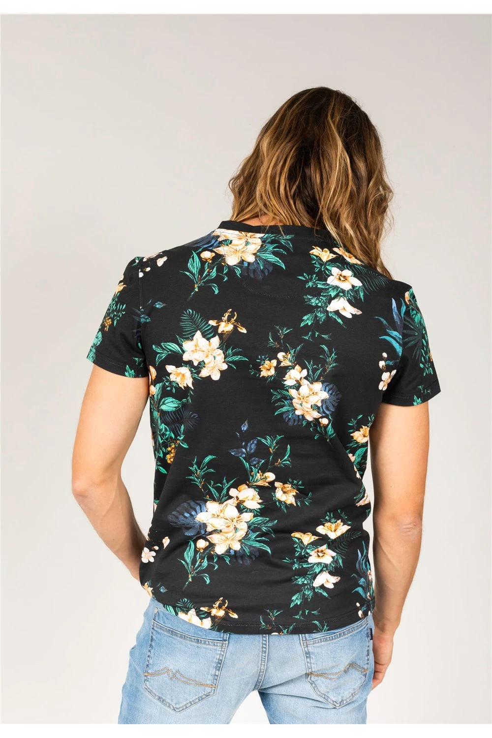 T-shirts T-Shirt MADONE - DeeluxeT-Shirt MADONE 6 T-shirts T-Shirt MADONE - DeeluxeT-Shirt MADONE – Image 4