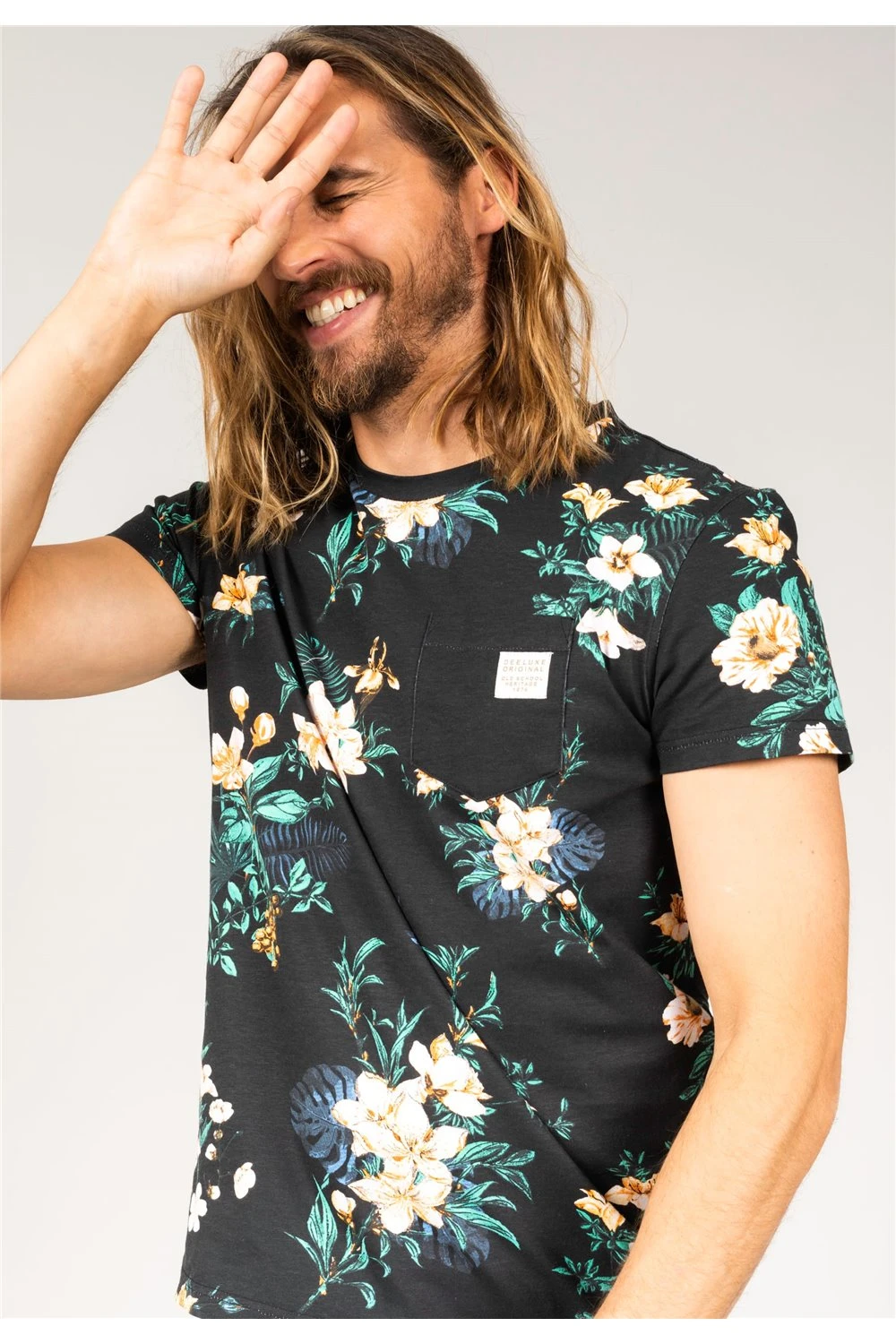 T-shirts T-Shirt MADONE - DeeluxeT-Shirt MADONE 7 T-shirts T-Shirt MADONE - DeeluxeT-Shirt MADONE – Image 5