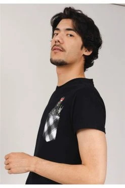 T-shirts Tee-shirt Col Rond Avec Poche PoitrineT-Shirt NEWHYDE -Vêtements Homme Soldes Magasin t shirt newhyde 2