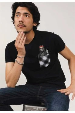 T-shirts Tee-shirt Col Rond Avec Poche PoitrineT-Shirt NEWHYDE