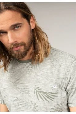 T-shirts T-Shirt NIKI - DeeluxeT-Shirt NIKI -Vêtements Homme Soldes Magasin t shirt niki 5