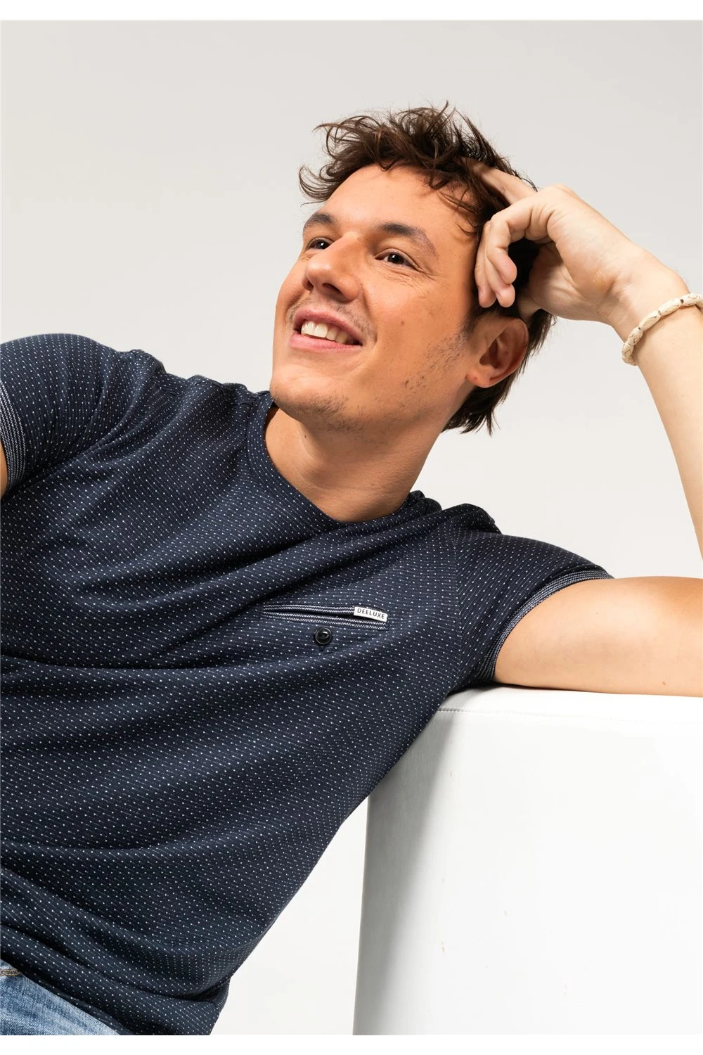 T-shirts T-Shirt NOVEL - DeeluxeT-Shirt NOVEL 3 T-shirts T-Shirt NOVEL - DeeluxeT-Shirt NOVEL