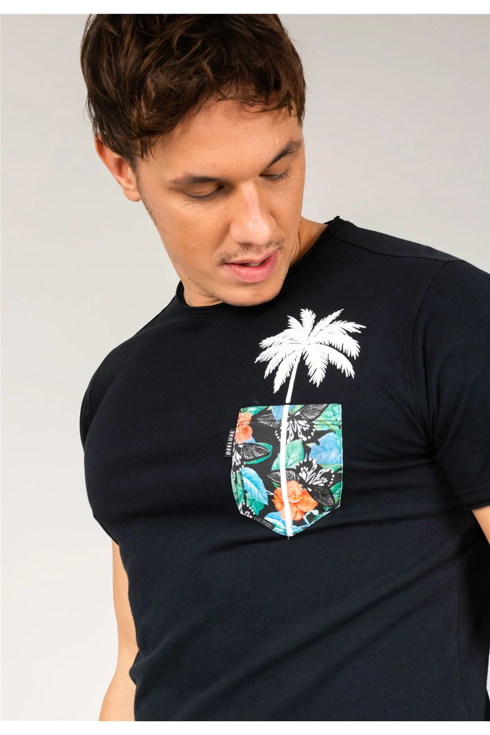 T-shirts T-Shirt PALMERIA - DeeluxeT-Shirt PALMERIA 7 T-shirts T-Shirt PALMERIA - DeeluxeT-Shirt PALMERIA – Image 5