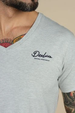 T-shirts T-shirt Col V Pour Homme - SOLDIER S21112M - DEELUXET-Shirt SOLDIER 11 T-shirts T-shirt Col V Pour Homme - SOLDIER S21112M - DEELUXET-Shirt SOLDIER -Vêtements Homme Soldes Magasin t shirt soldier 15