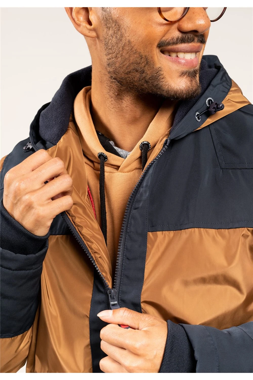 Vestes & Blousons Veste à Capuche Pour Homme - WINK 01V659M - DEELUXEVeste WINK 8 Vestes & Blousons Veste à Capuche Pour Homme - WINK 01V659M - DEELUXEVeste WINK – Image 6